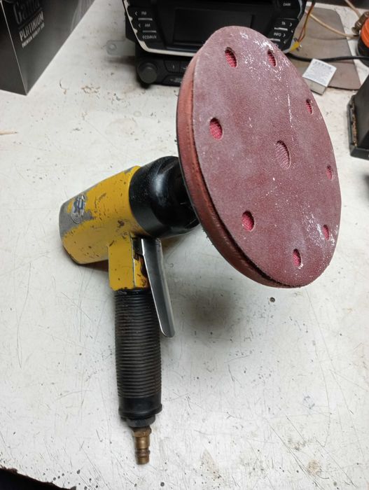 Пневмогайковерт ІП-3207.Шліфовальна пневмо машина Sumake ST-7770