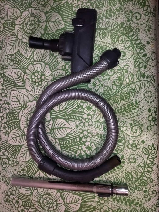 Щётка,шланг,трубка для пылесоса Electrolux,Samsung,Karcher,Philips.