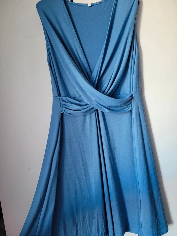 Nowa niebieska sukienka XL