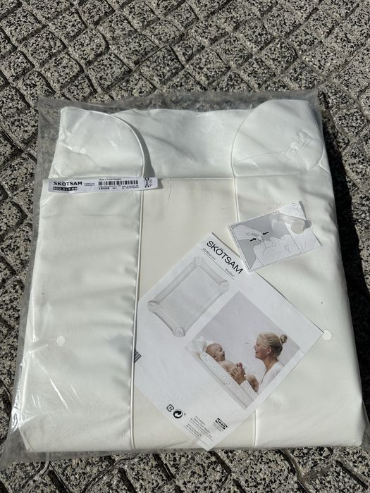 Muda fraldas Ikea SKÖTSAM branco