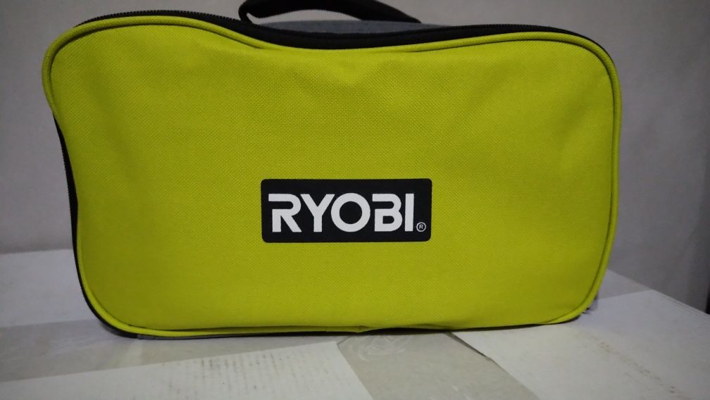 Виброшлифовальная машина Ryobi RSS280-SA30