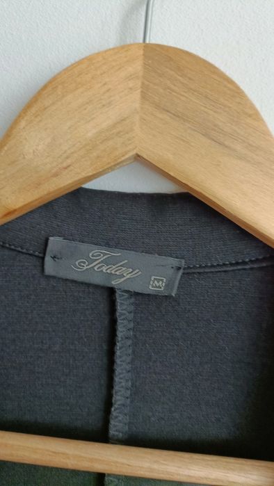 Kamizelka damska dłuższa czarna casual minimalistyczna gładka M 38 L 4