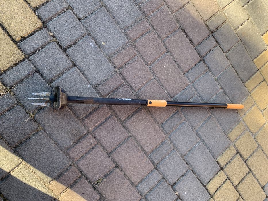 Удалитель,экстрактор сорняков садовый Fiskars