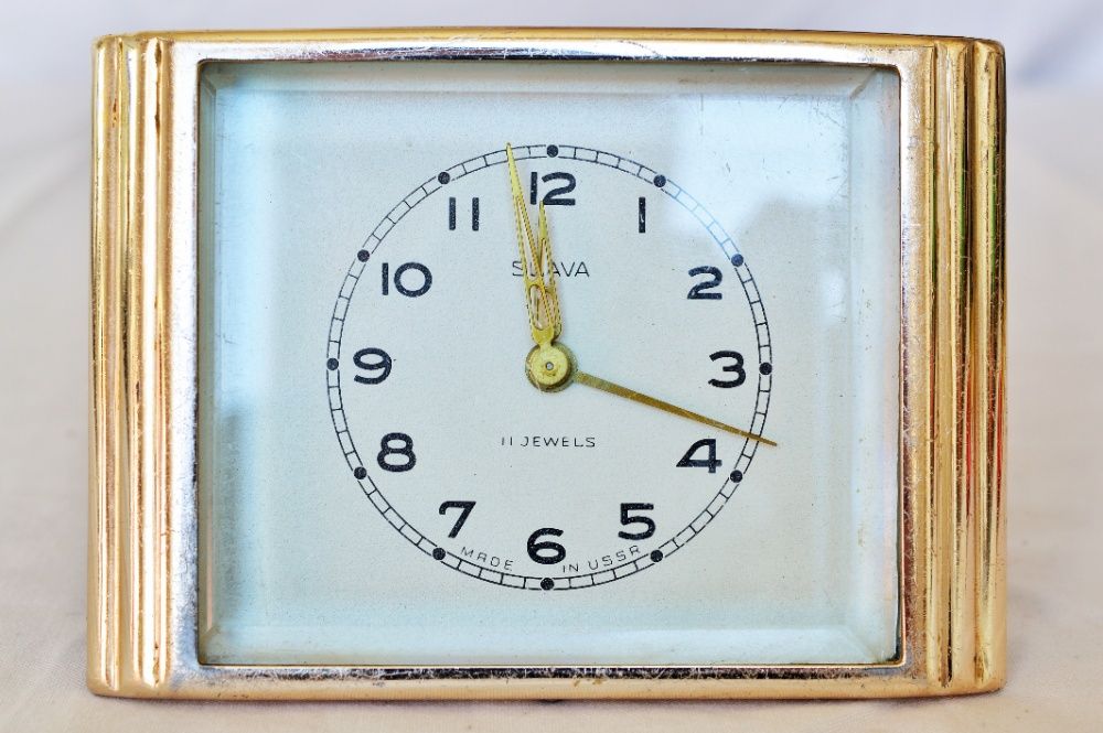 Часы-будильник "Слава"механические производства СССР 60-х годов20века