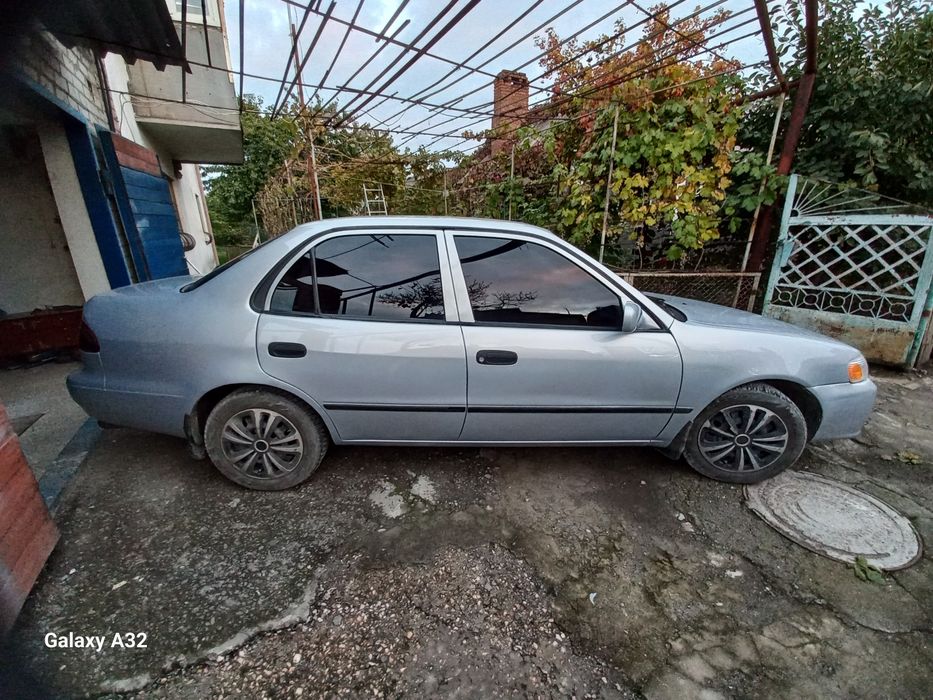 Продам Тойоту Корола 2000 року