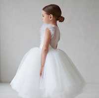 Piękna balowa sukienka dla dziewczynki tiulowana wesele sesja urodziny