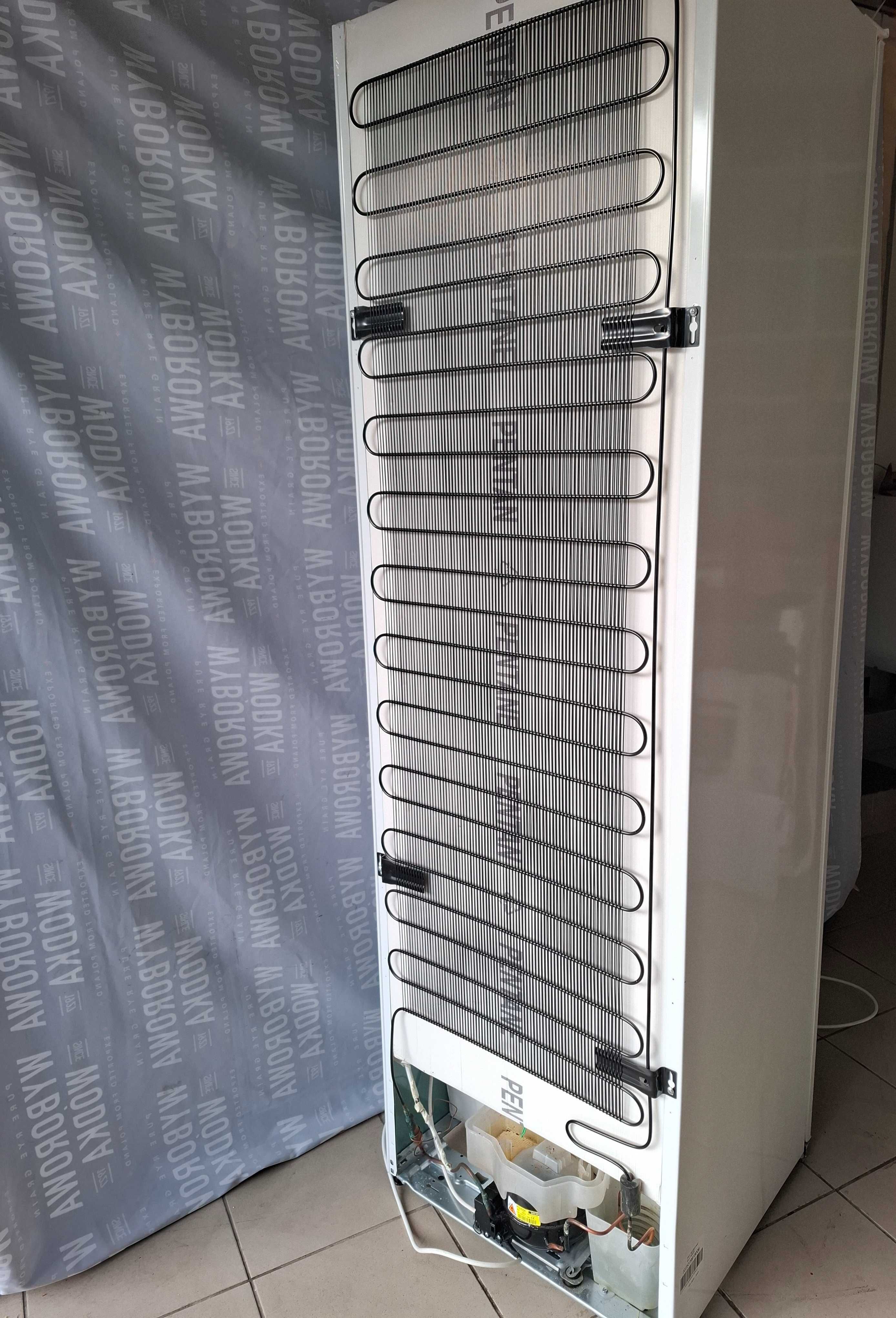 Lodówka ELECTROLUX ERN3213AOW 177cm NoFrost