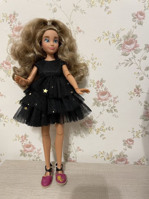 Фанатка Disney шарнирна