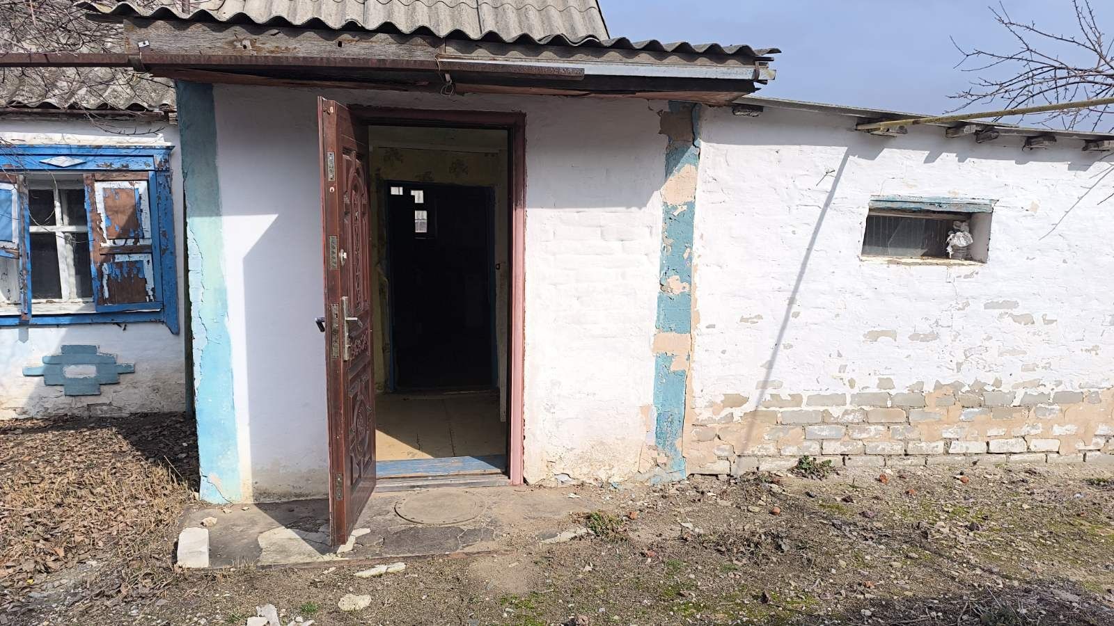 Продам не великий будинок  в село Домаха
