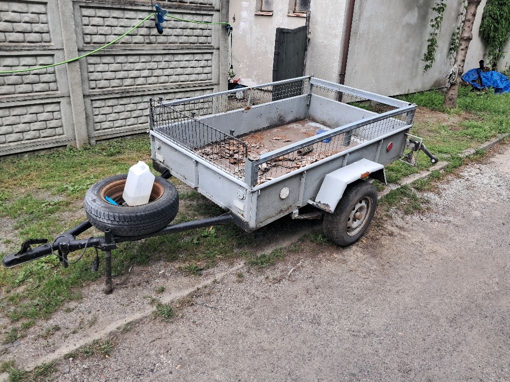 Przyczepka samochodowa lekka