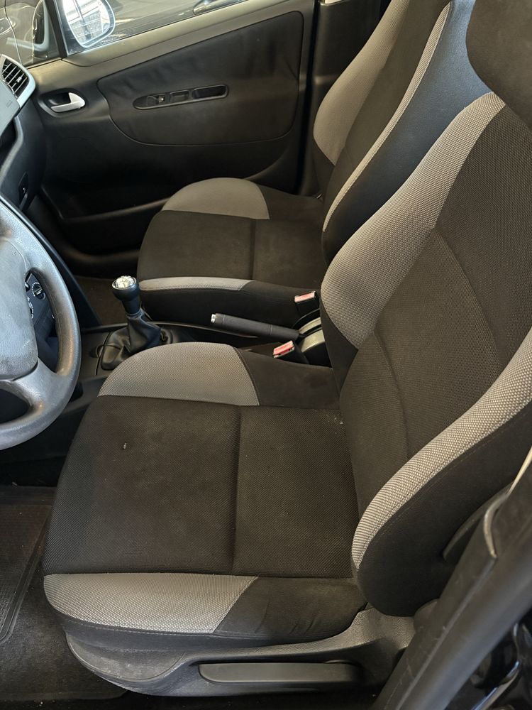 Peugeot 207 1.4 16v (1361cc)