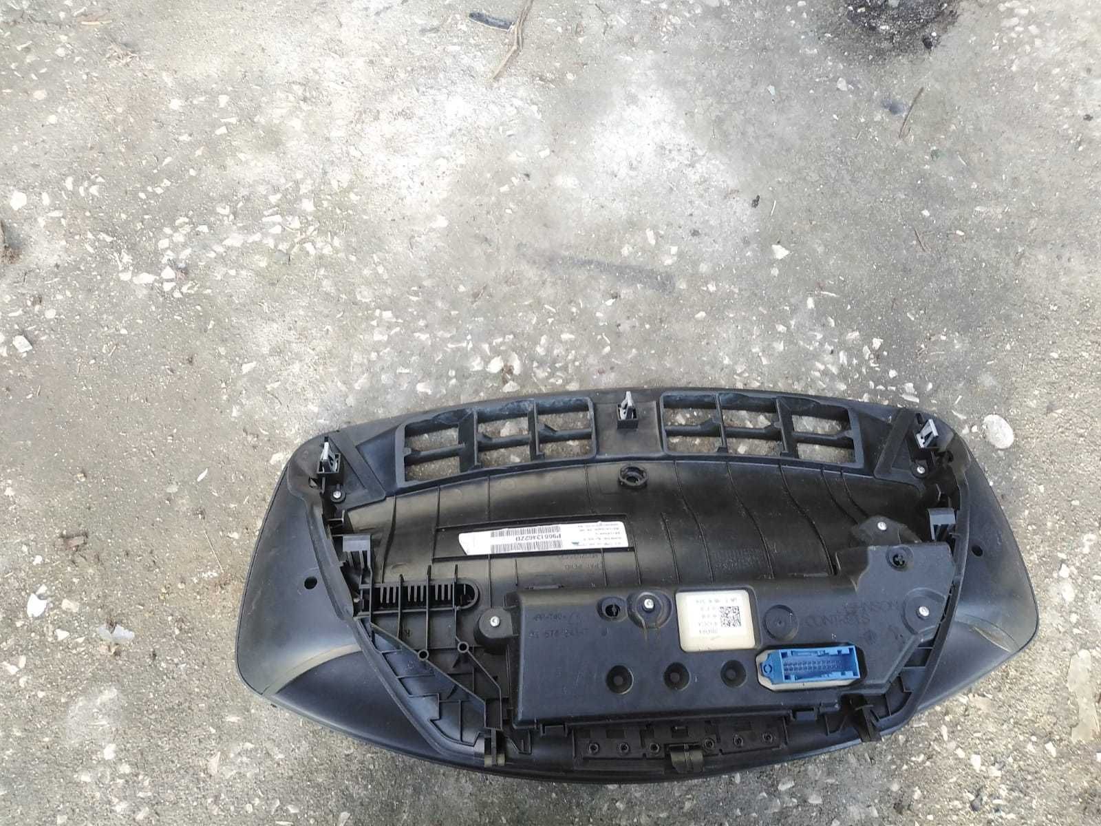 Display Citroen C4