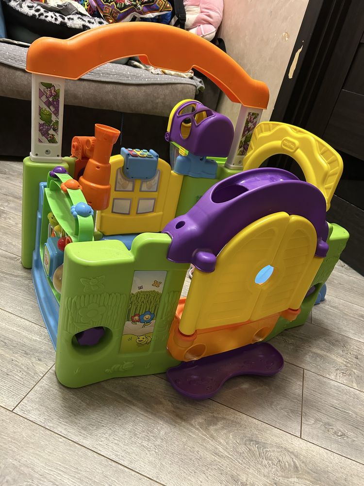 Розвиваючий центр Чарівний будиночок little Tikes