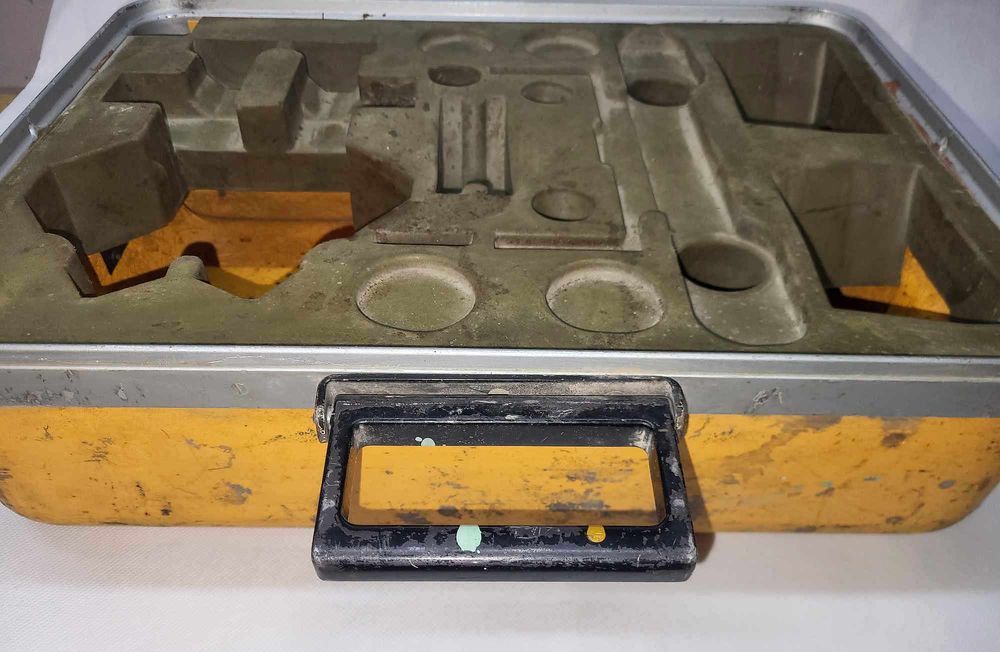 Pudło po instrumencie ZEISS