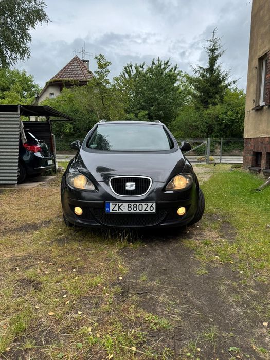 Seat altea XL  1.9TDI 10lat w rodzinie.