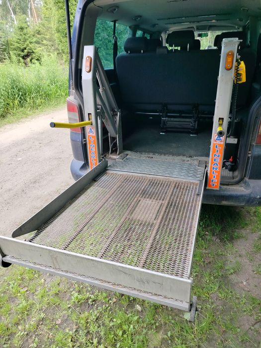 Winda samochodowa dla osób niepełnosprawnych