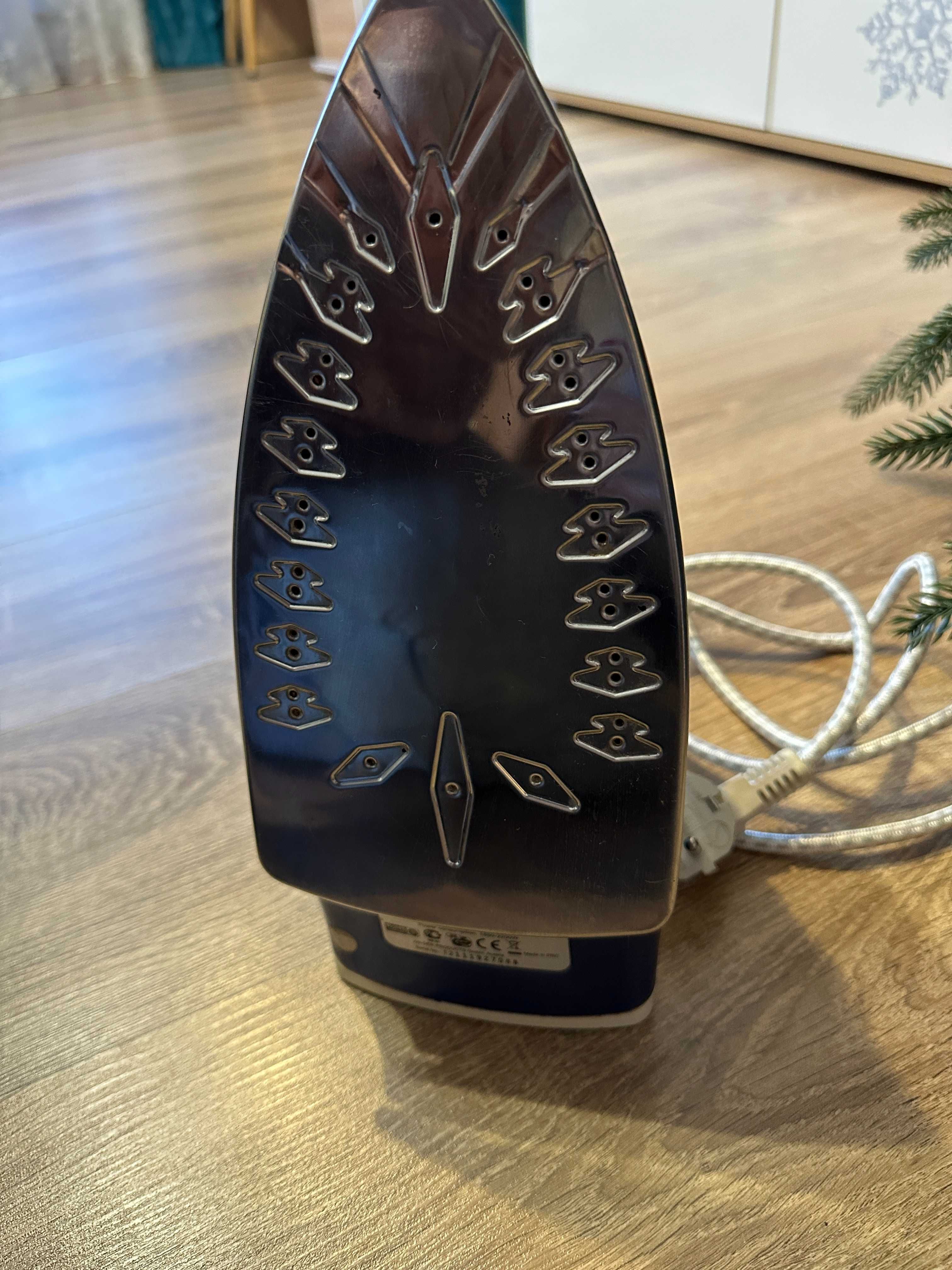 Утюг vitek 2200W б/у