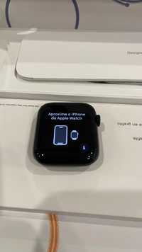 Apple Watch SE 44mm preto