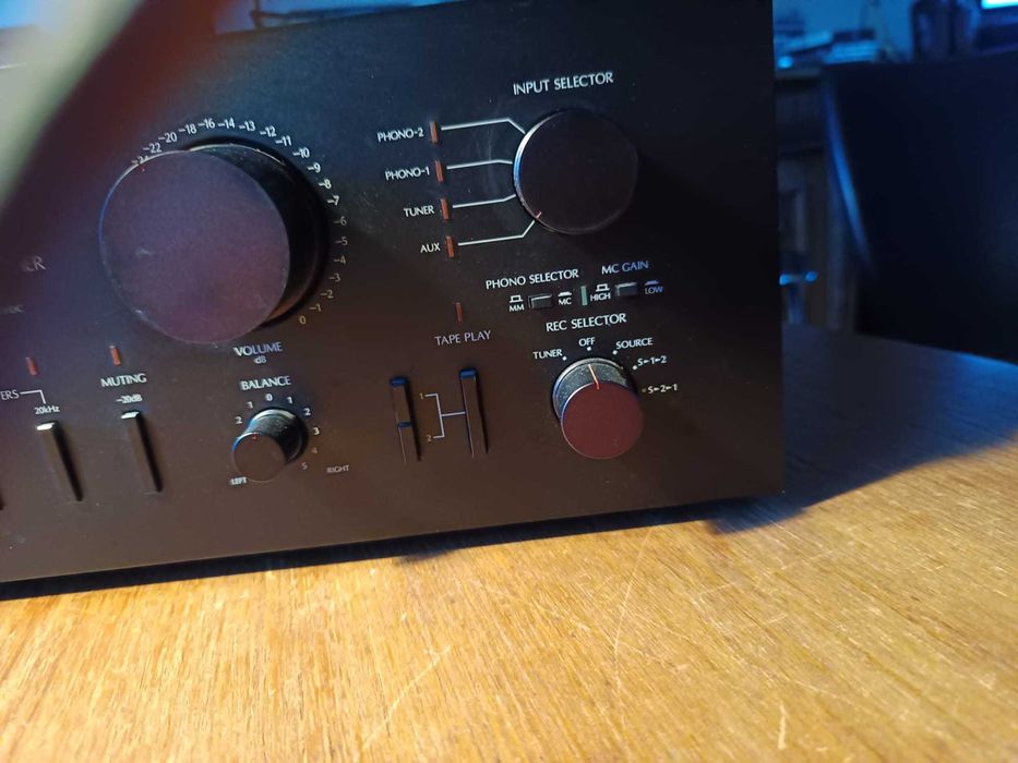 zintegrowany wzmacniacz stereofoniczny Sansui AU-D9 HiFi -