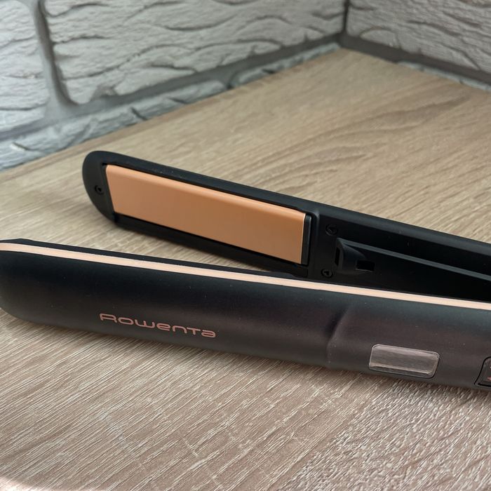 Випрямляч для волосся Rowenta EXPRESS SHINE