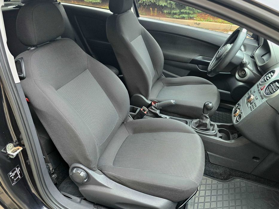 Opel Corsa 2012г.в. 1.3 дизель, механика