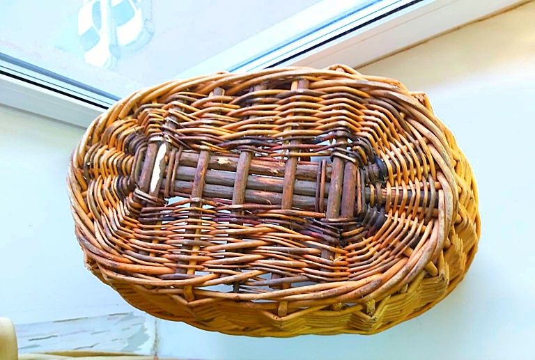 Карзина плетёная,большая