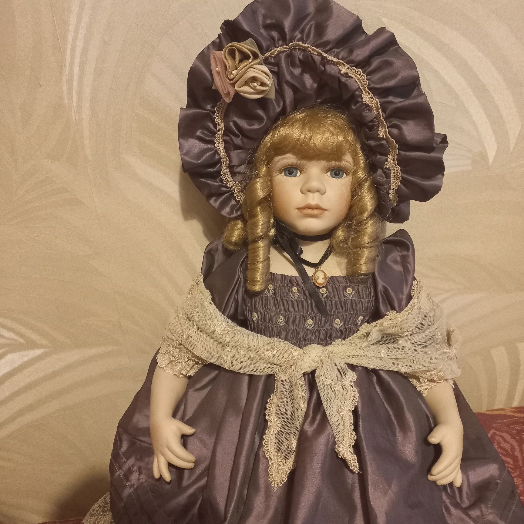 Антикварная фарфоровая кукла германия