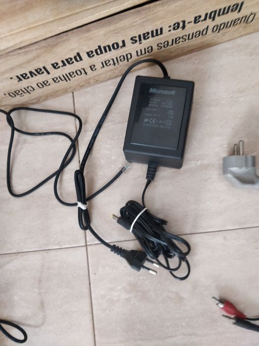 Volante e pedais para computador