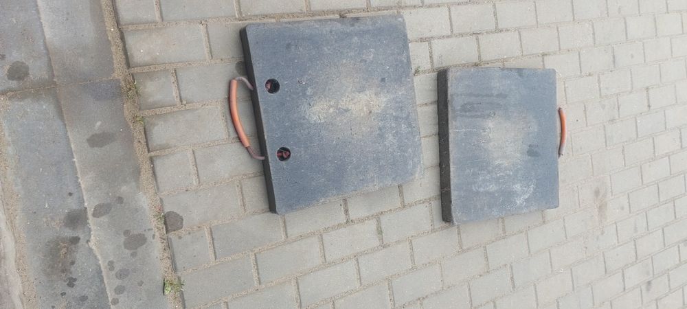 Podklady pod podpory łapy pompy do betonu dzwigu hds