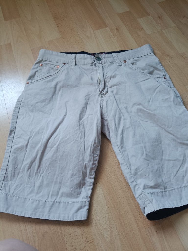 Spodenki Levi's rozm. 36/38