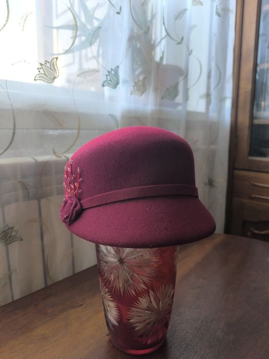 Шляпа фетровая новая