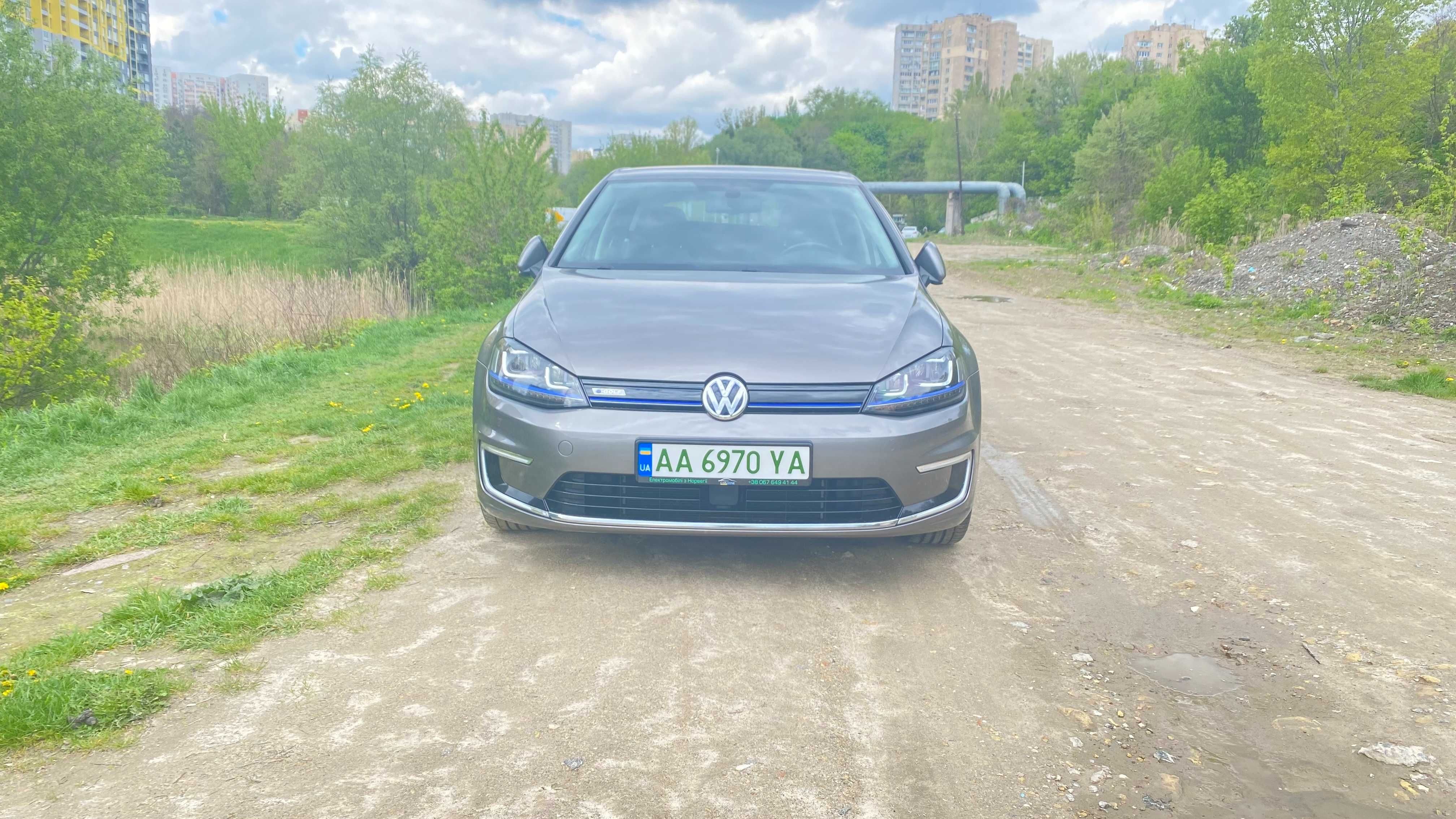 В наявності 2015 Volkswagen e-Golf Київ