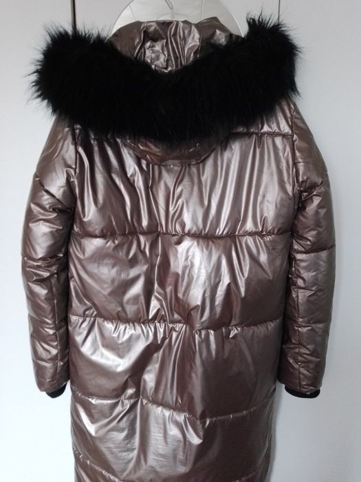 Куртка женская  с черным мехом