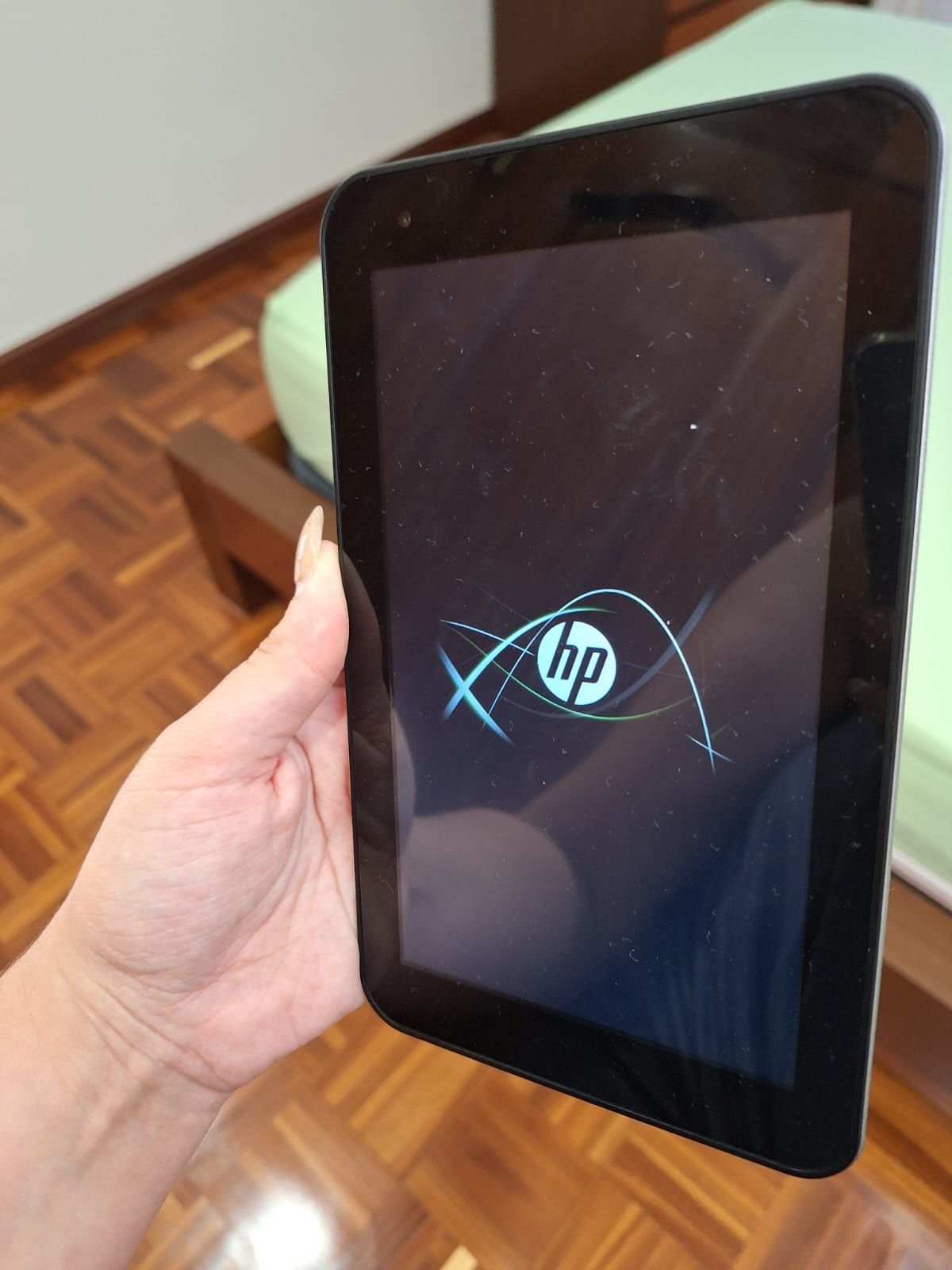 Tablet HP Plus G2