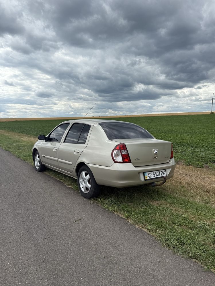 Renault Clio(Symbol) 1.4 газ/бенз автомат 2007