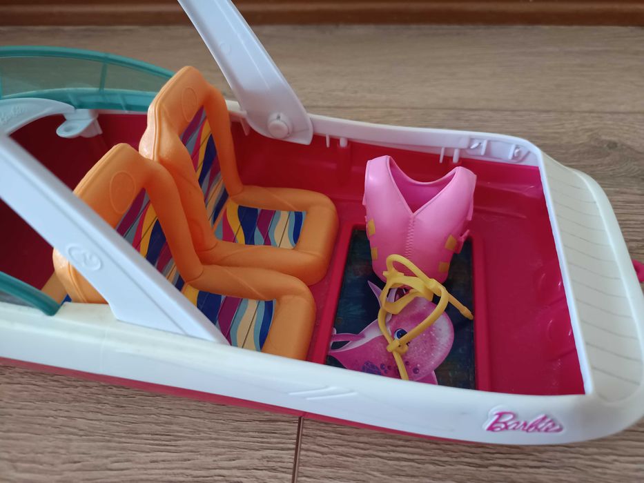 Barco/iate da Barbie