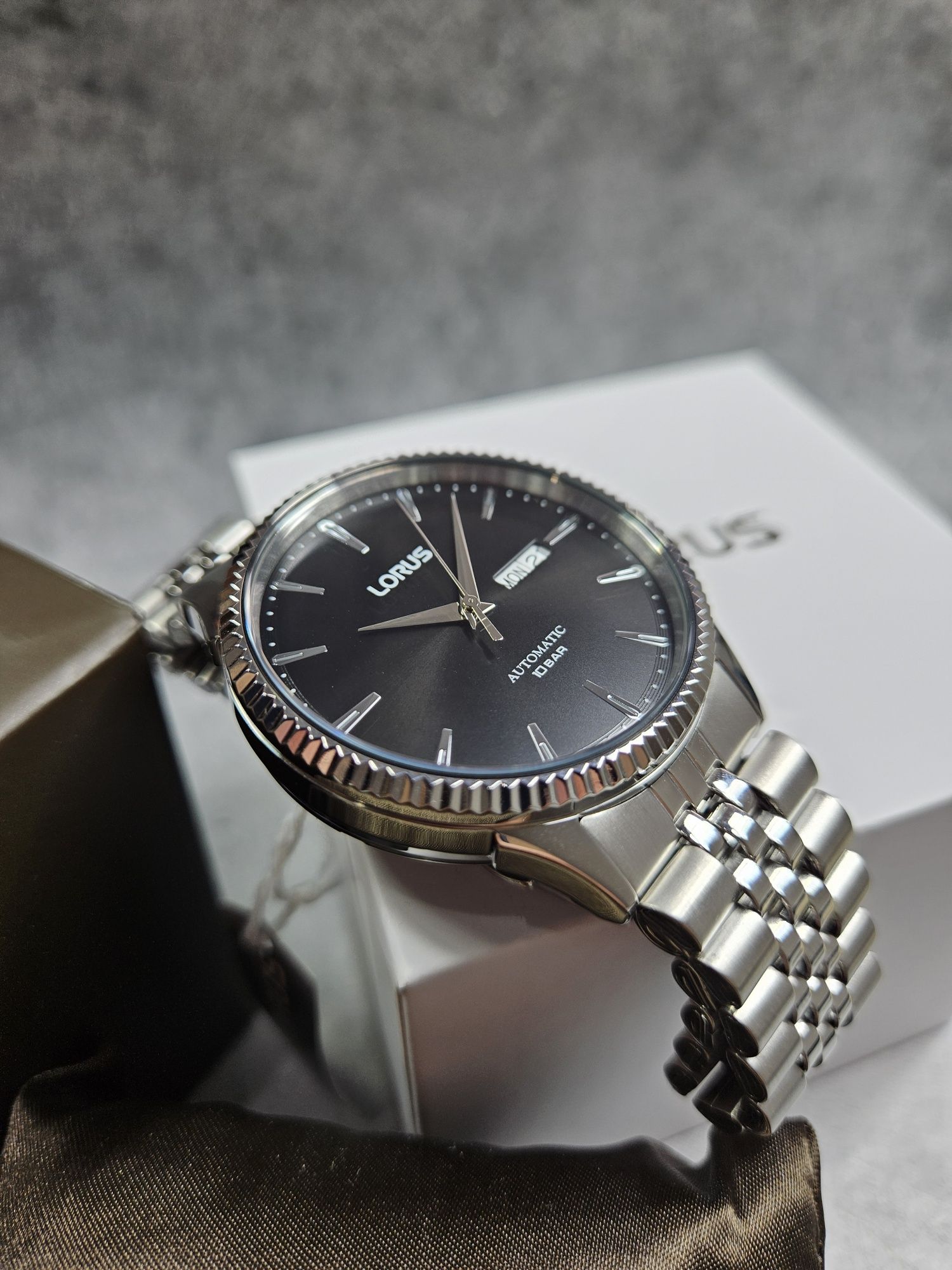Lorus Automatic Seiko Przeszklony Dekiel Day Karbowany Bezel jubile