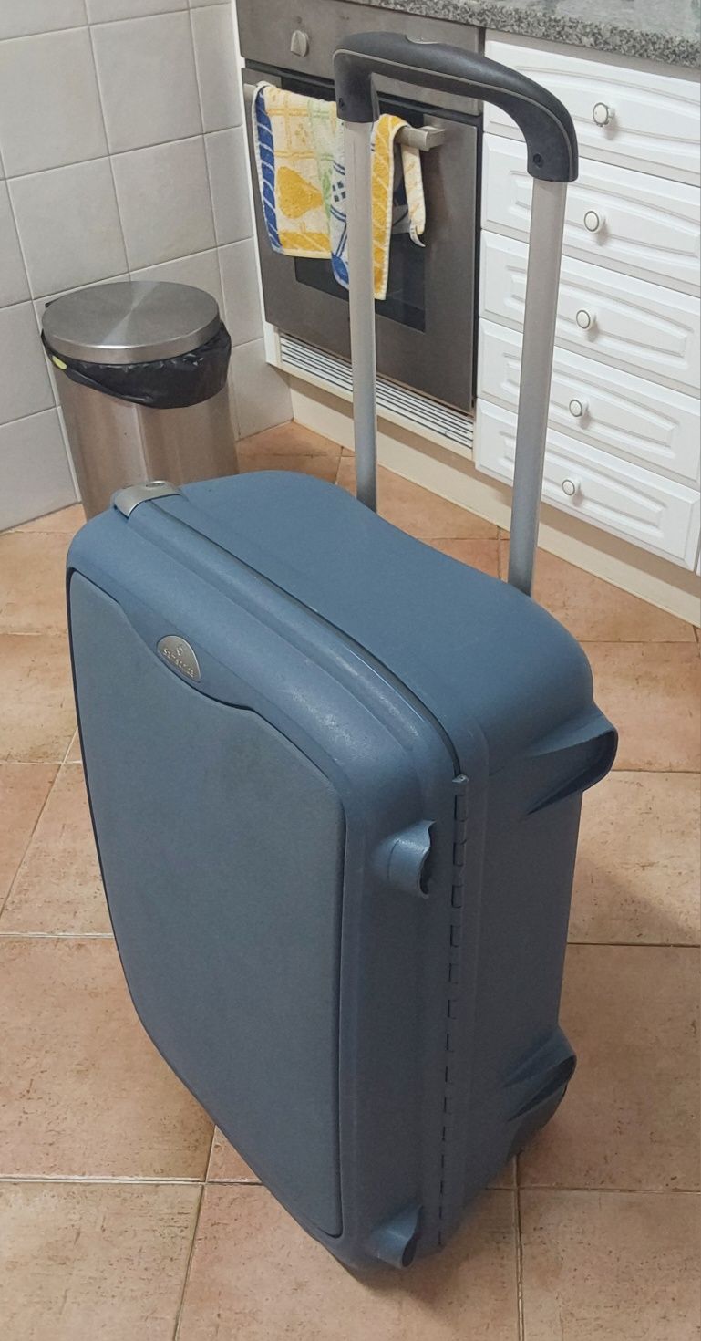 MALA DE VIAGEM DE PORÃO,SAMSONITE.Casa,Viagem,Quarto,Arrumação,Passeio