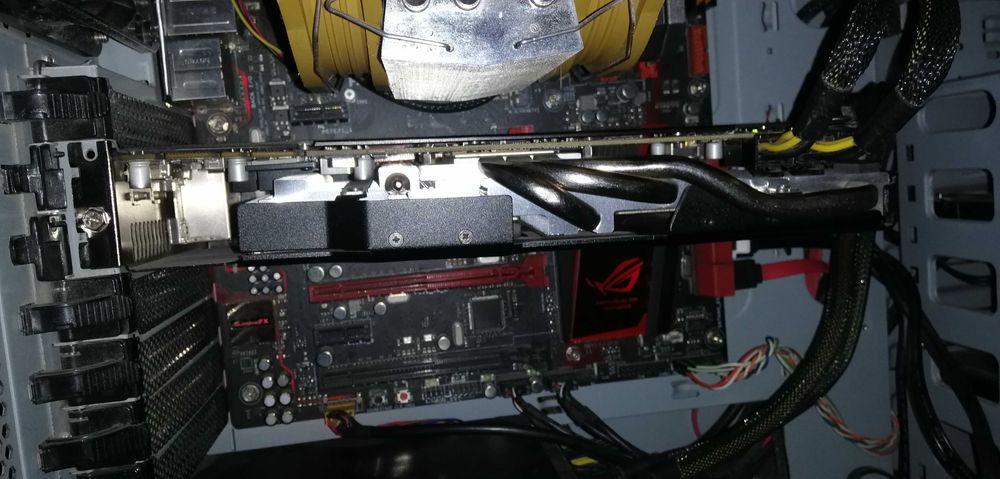ASUS GTX 670 DirectCU II OC 2GD5