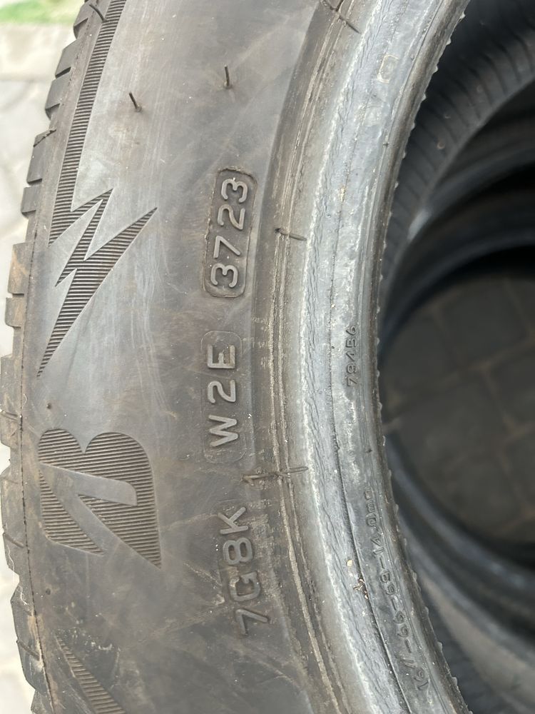 Opony Bridgestone  LM005 BLIZZAK