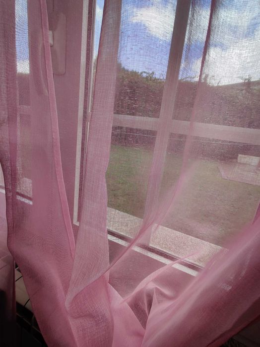 Cortinas cor-de-rosa