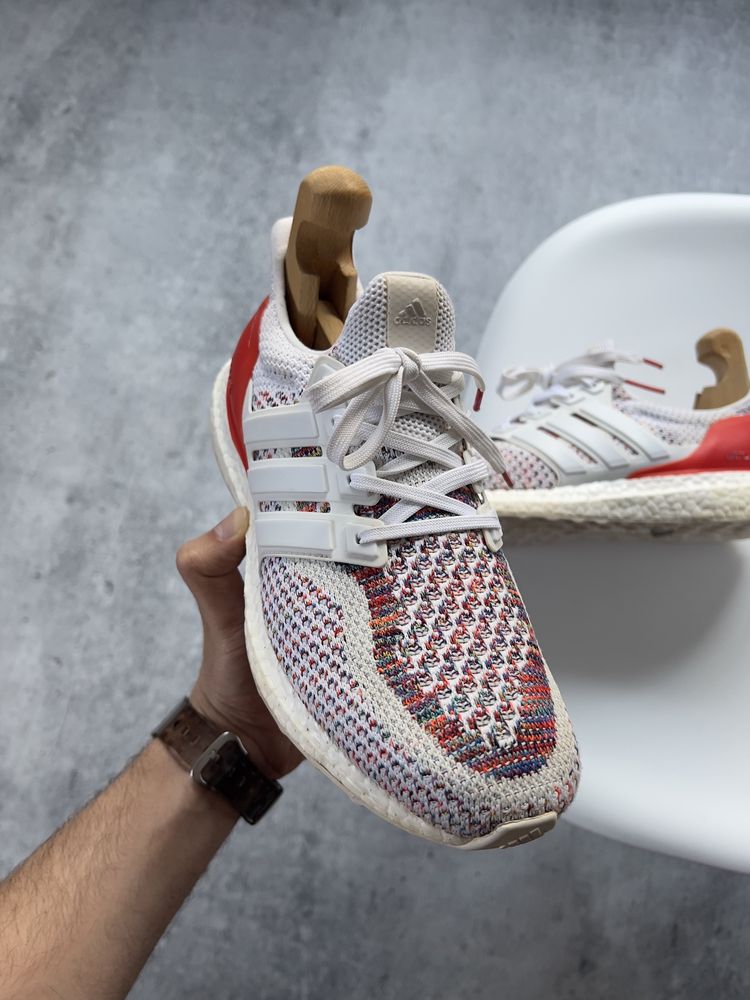 Оригінал Adidas Ultra Boost 1.0 Multicolor 2.0 Розмір 40 (25 см.)Ідеал