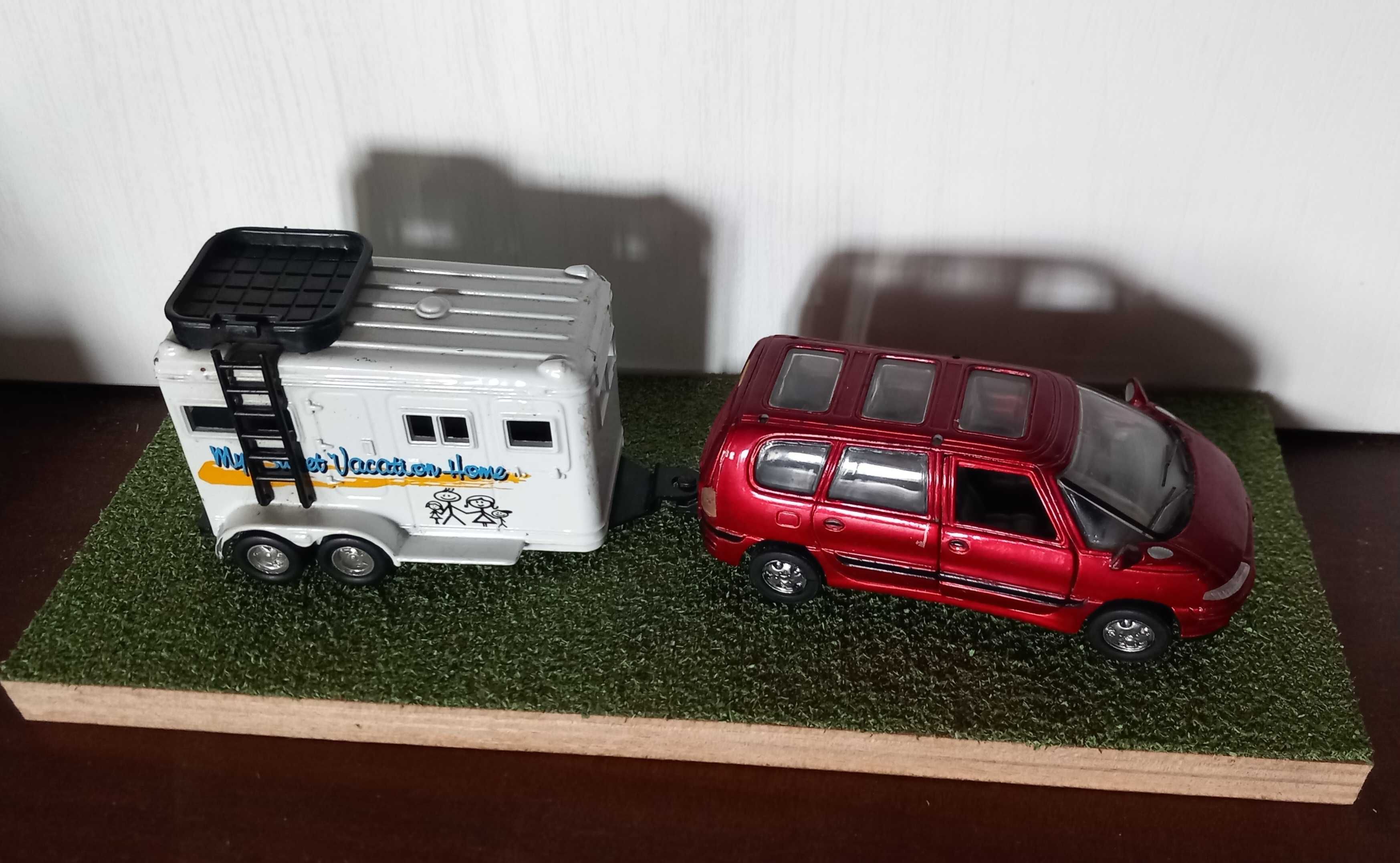 Dioramas unicos em madeira