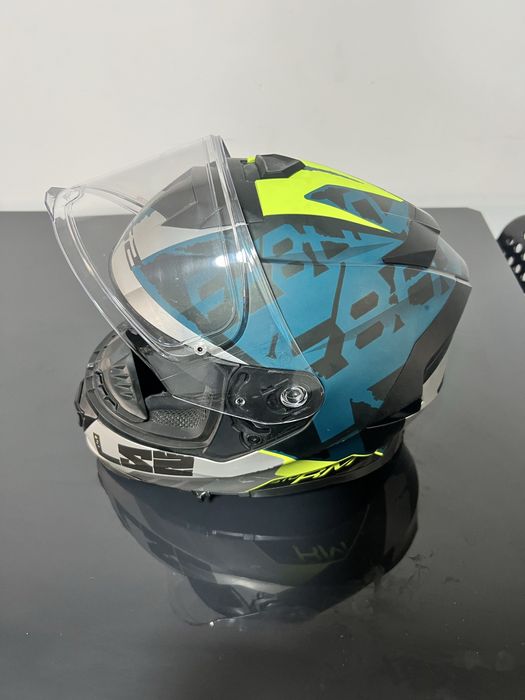 Capacete LS2 STROM