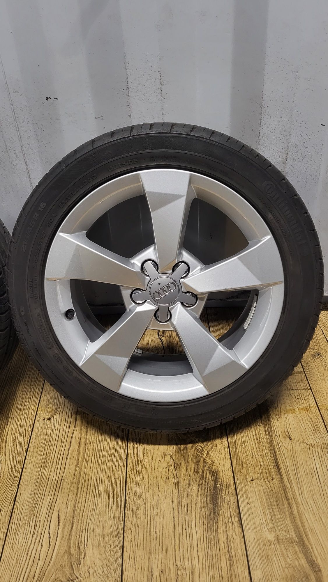 Felgi Audi 16" 5x100 z oponami 215/45 R16 A1 S1 A3 8L TT Vw Polo Fabia