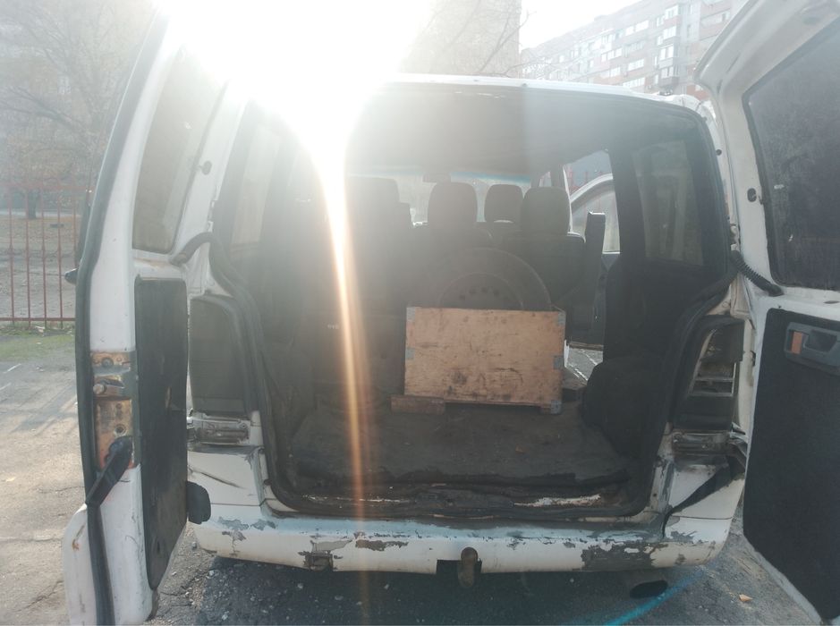 Продам mercedes vito 111 cdi