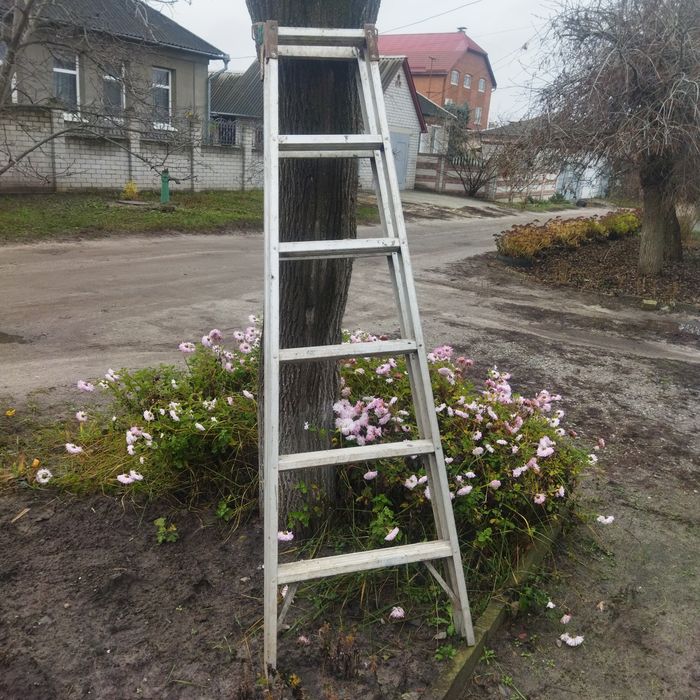 Лестница алюминиевая СССР драбина стрімянка