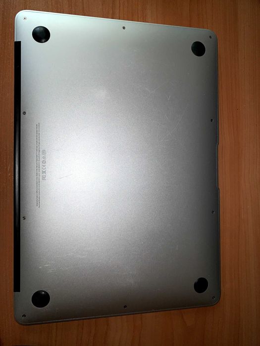 Ноутбук Apple a1466/ core i7 1,7ghz/ ram8gb/ ssd256gb/ intel hd5000