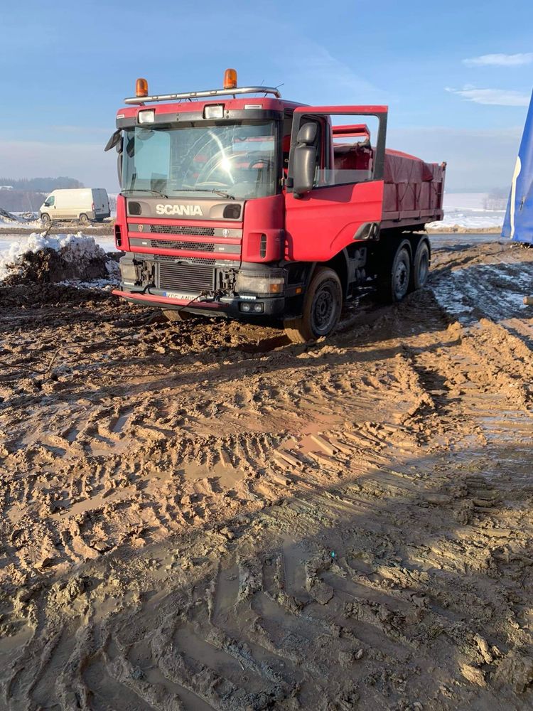 Usługi transportowe ziemia kamień fundament