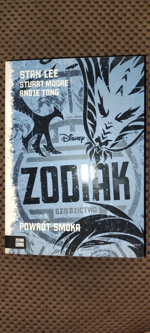 Stan Lee - Zodiak dziedzictwo: powrót smoka